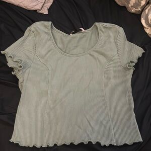 Size L crop top